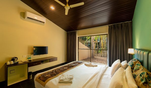 WhatsApp Image 2025-11-12 at 2.54.56 PM (2)